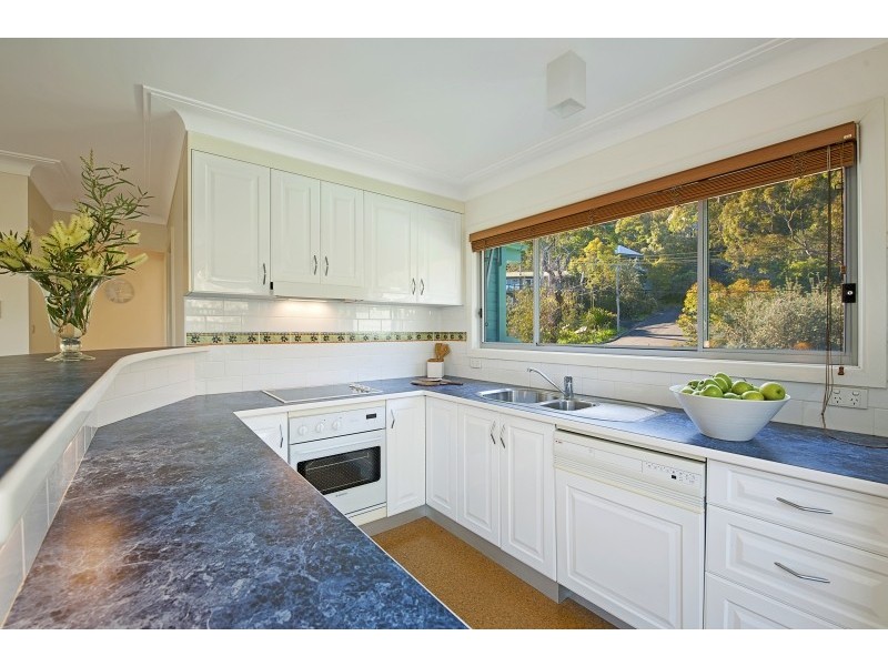 13 Anthony Crescent, Killcare NSW 2257