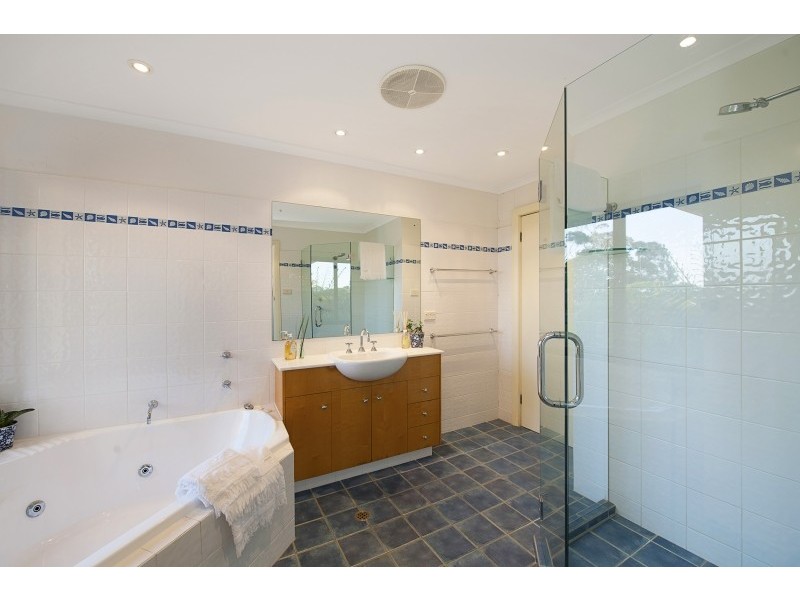 8 Baden Street, Killcare Heights NSW 2257