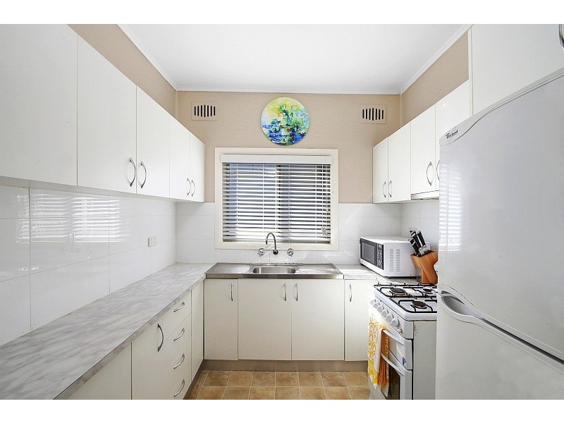 3 Lionel Parade, Springfield NSW 2250