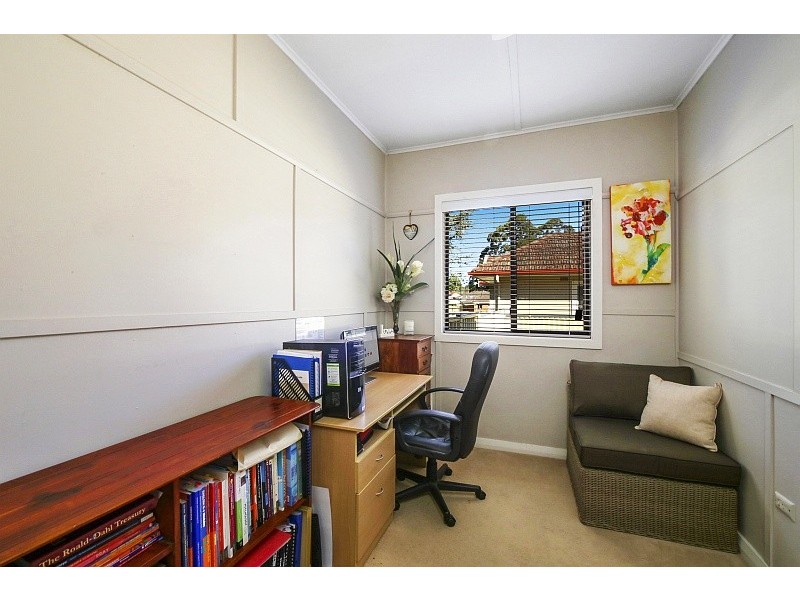 3 Lionel Parade, Springfield NSW 2250