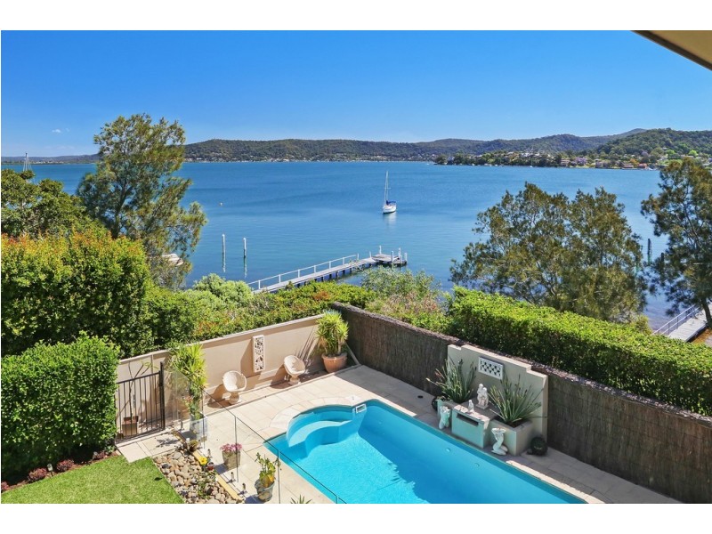 3 Harrison Street, Point Frederick NSW 2250