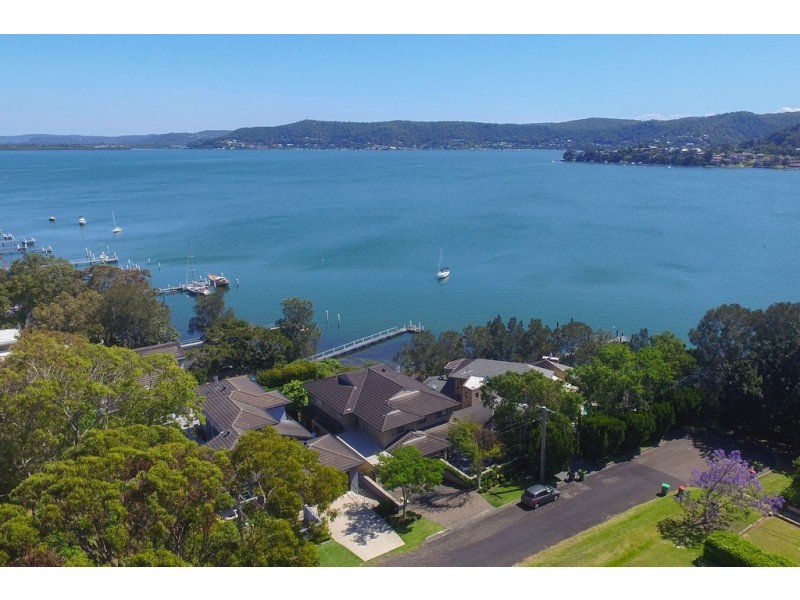 3 Harrison Street, Point Frederick NSW 2250