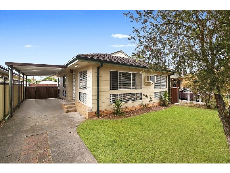 50 Mackenzie Avenue, Woy Woy NSW 2256