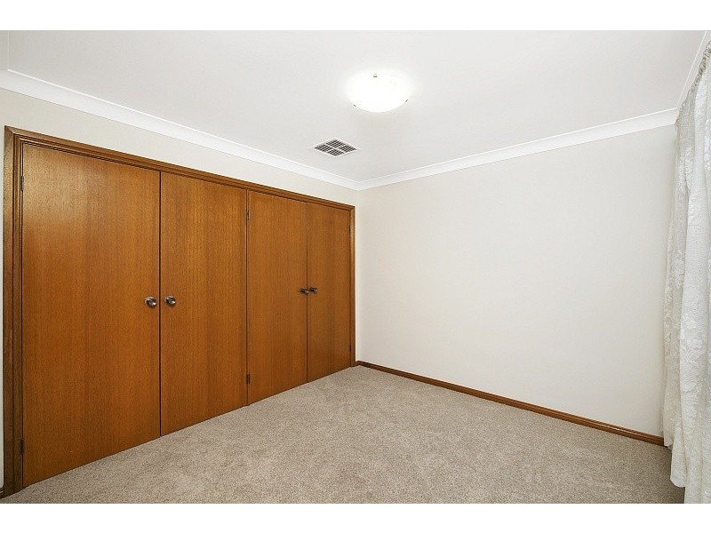 2/156 Albany Street, Point Frederick NSW 2250