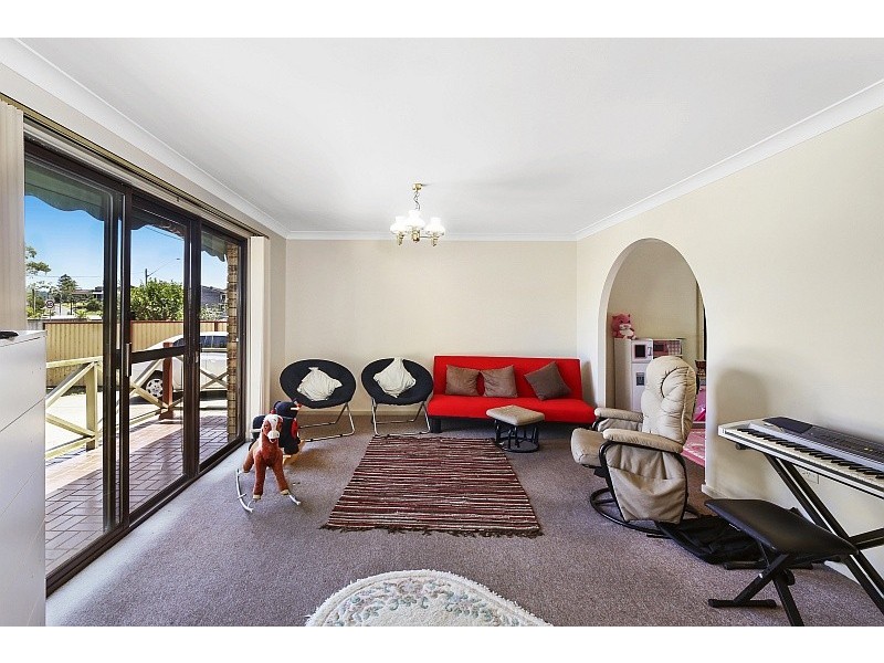 1 and 2/206 Avoca Drive, Green Point NSW 2251