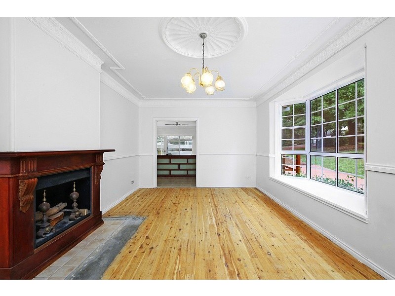 21 Serpentine Road, Erina Heights NSW 2260