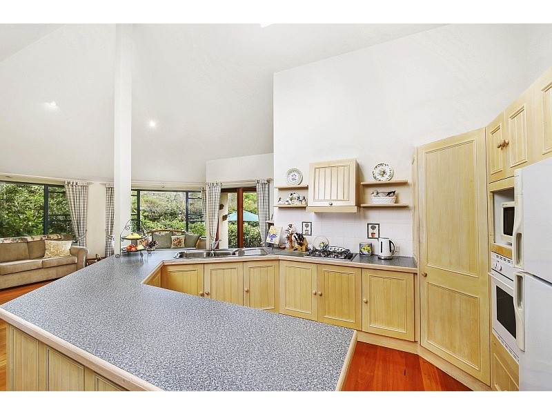 118 Bradleys Road, North Avoca NSW 2260