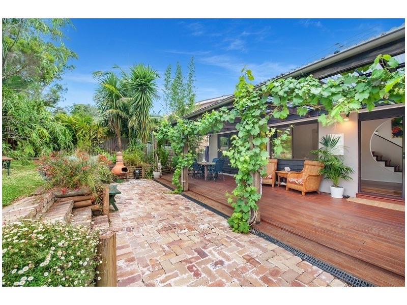 25 Pauline Avenue, Killcare Heights NSW 2257