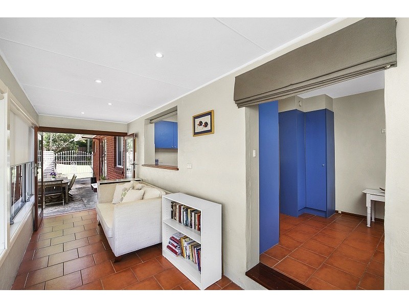 12 Russell Drysdale Street, East Gosford NSW 2250