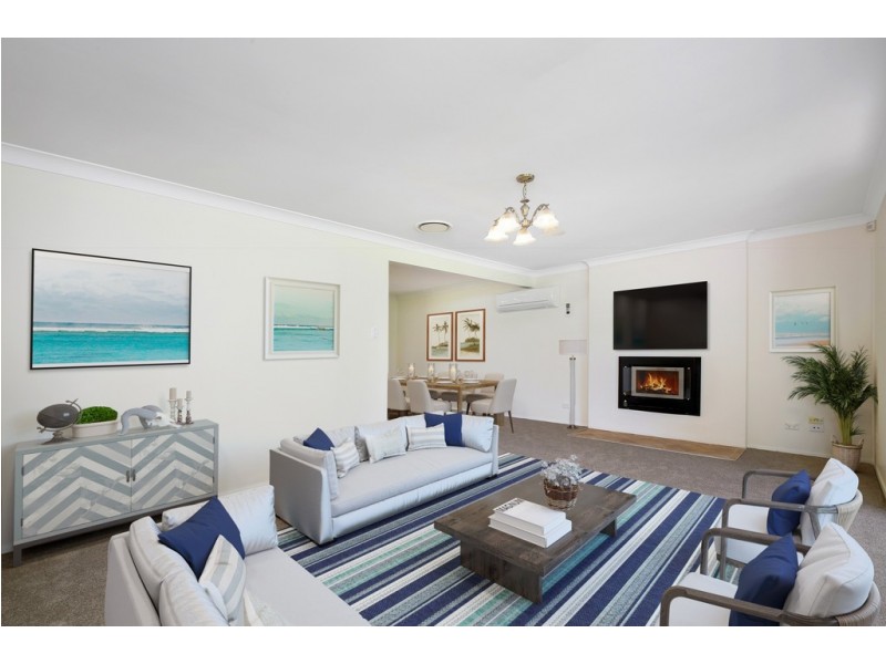 39 Bayside Drive, Green Point NSW 2251