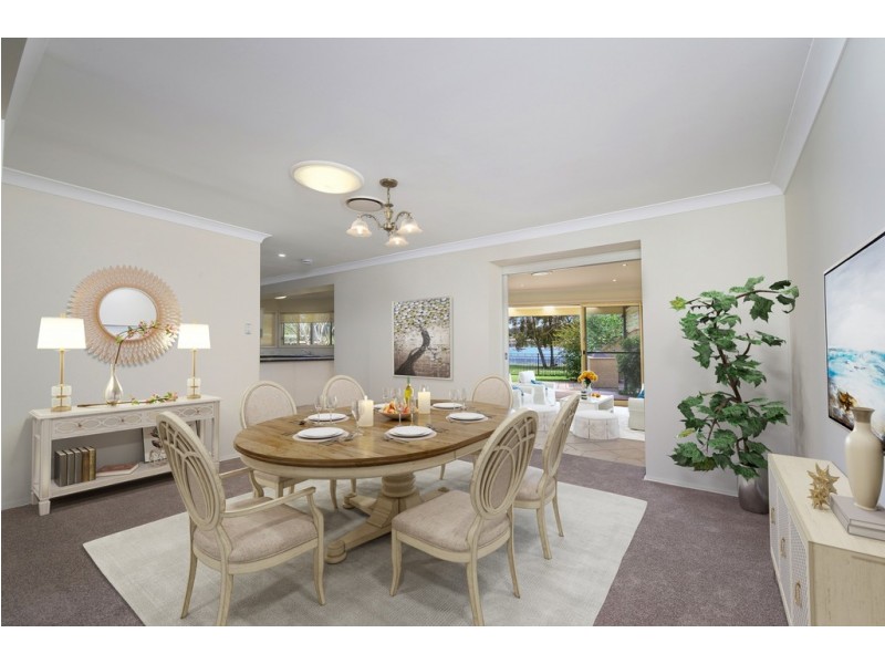 39 Bayside Drive, Green Point NSW 2251