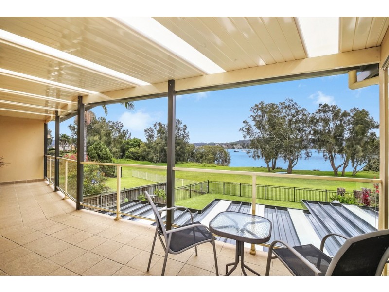 39 Bayside Drive, Green Point NSW 2251