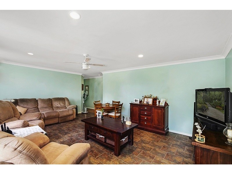 2A Alecia Close, Green Point NSW 2251