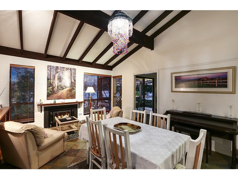 2 Carrela Parade, Kincumber South NSW 2251