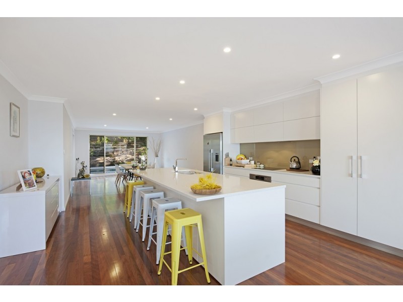 13 MacDonald Street, Killcare Heights NSW 2257