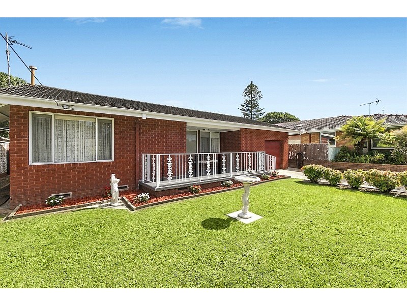 14 Russell Drysdale Street, East Gosford NSW 2250