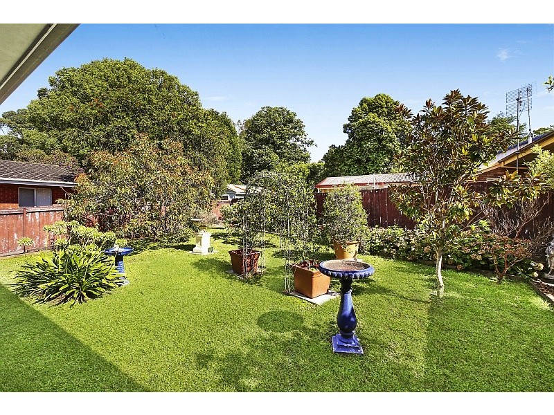 14 Russell Drysdale Street, East Gosford NSW 2250