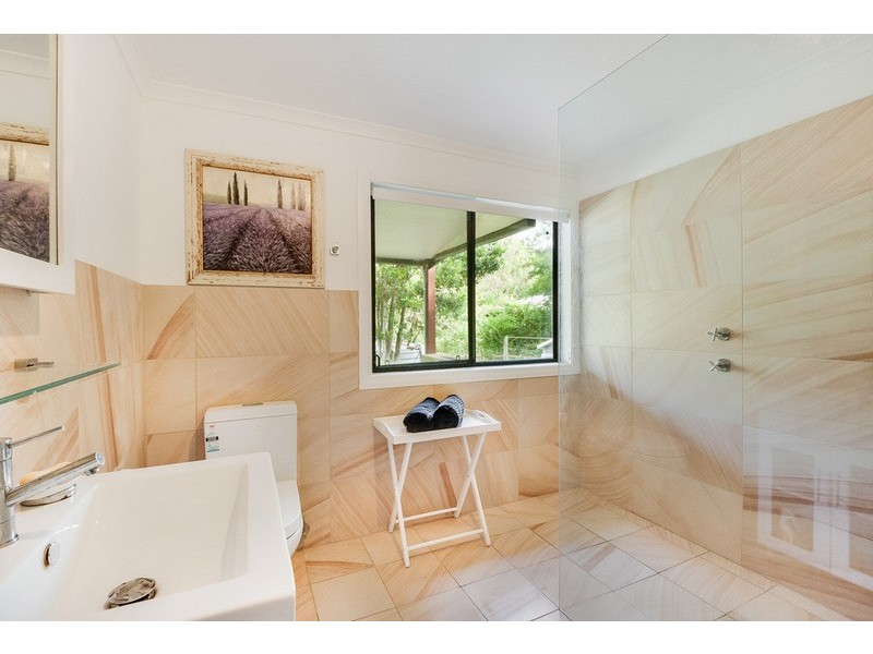 124 Oak Road, Matcham NSW 2250