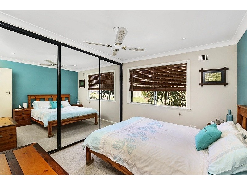 19 Dalton Street, Wyoming NSW 2250