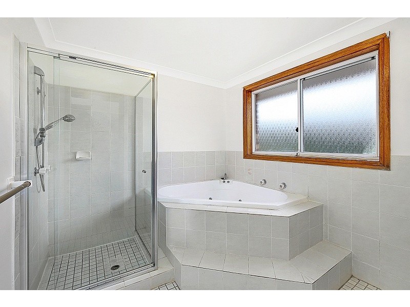 6 Lilac Close, Springfield NSW 2250