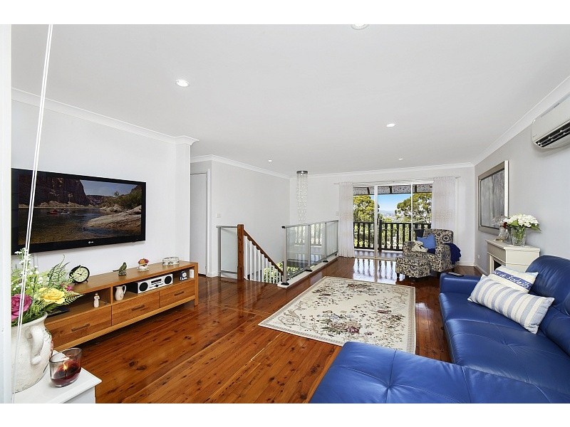 9 Margaret Rose Drive, East Gosford NSW 2250