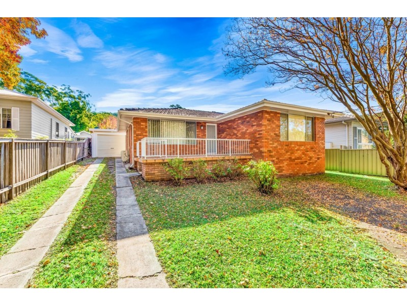 98 Wells Street, East Gosford NSW 2250
