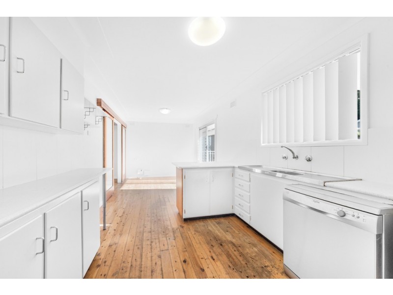 98 Wells Street, East Gosford NSW 2250