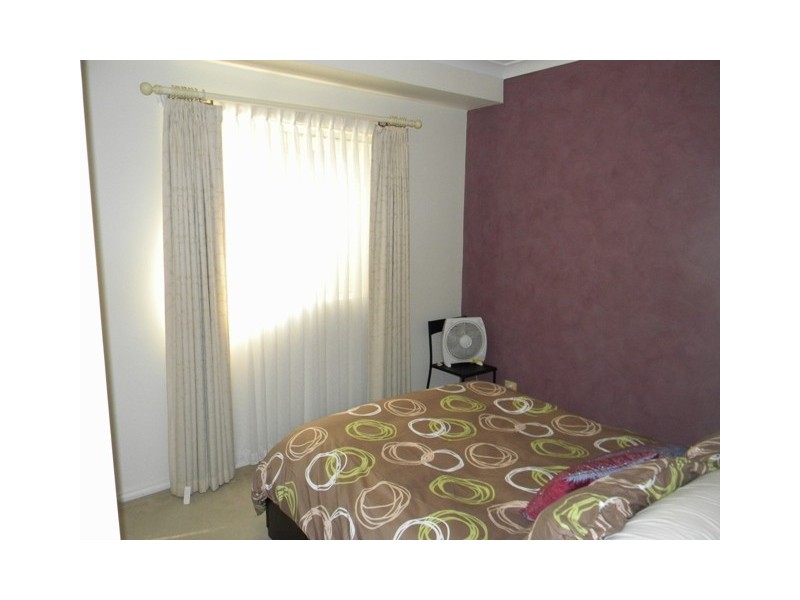 1/105 Henry Parry Drive, Gosford NSW 2250