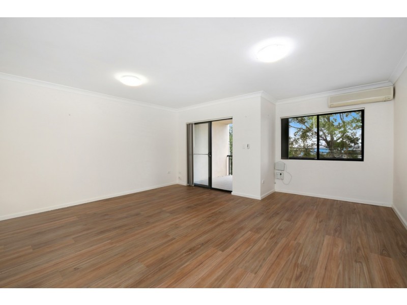 6/1 Batley Street, Gosford NSW 2250