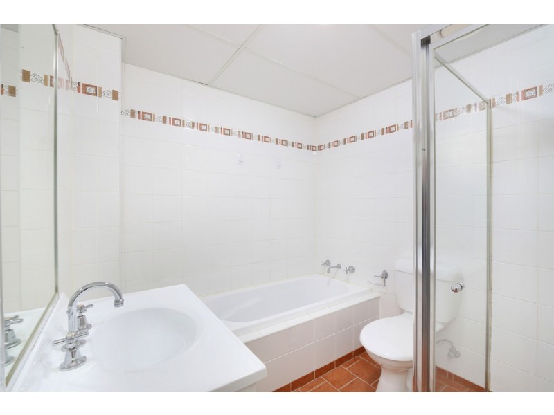 6/1 Batley Street, Gosford NSW 2250