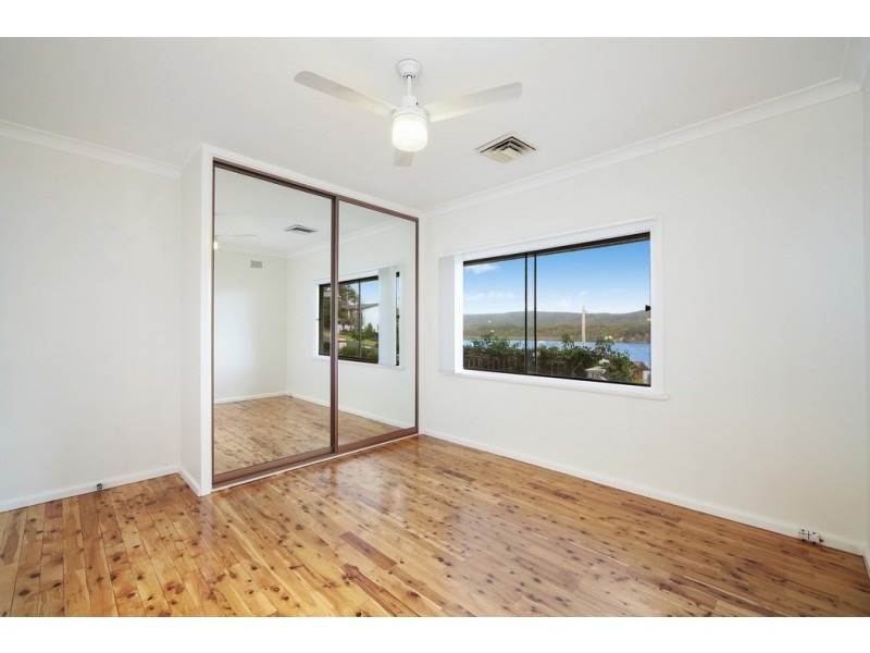 38 Caroline Street, East Gosford NSW 2250