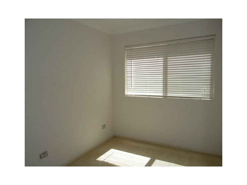 41/92-94 John Whiteway Drive, Gosford NSW 2250