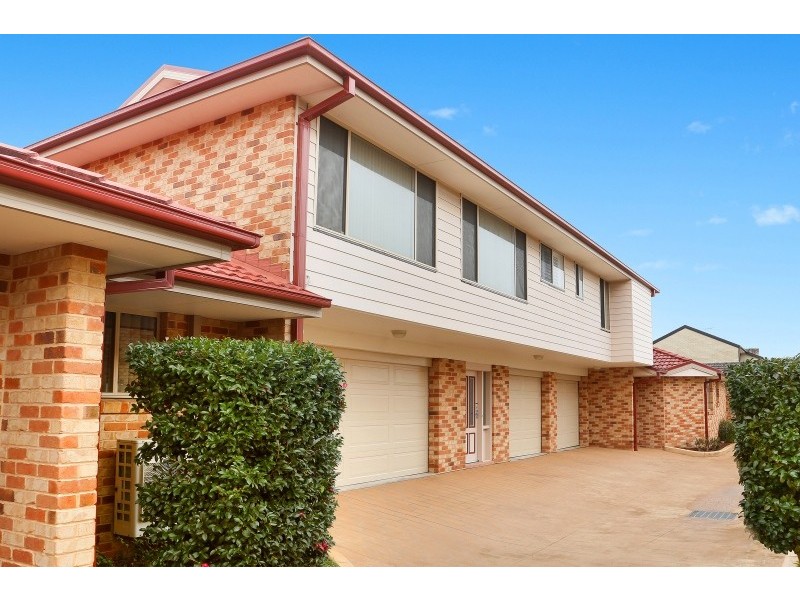 2/55 Russell Street, East Gosford NSW 2250