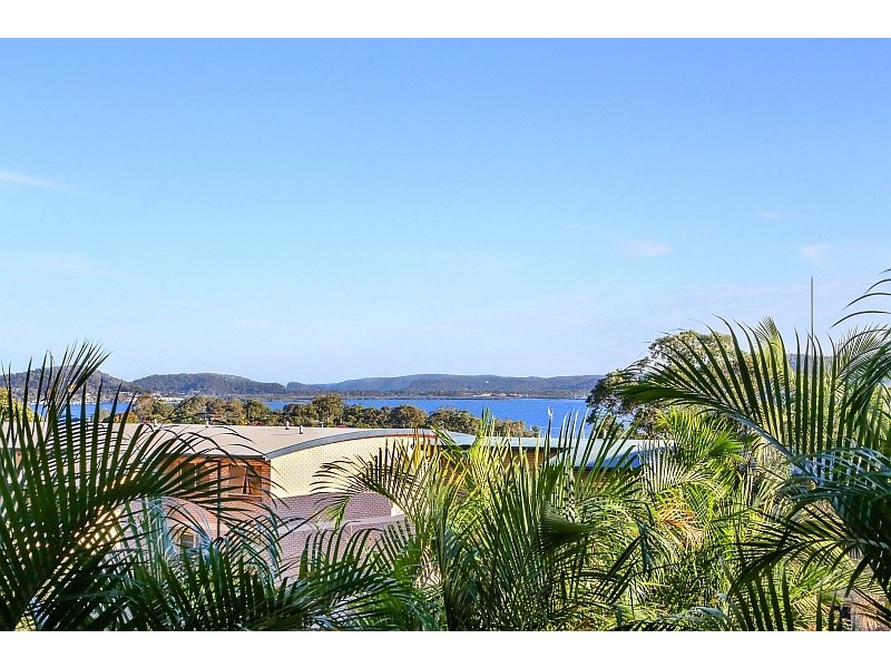 205/97-99 John Whiteway Drive, Gosford NSW 2250