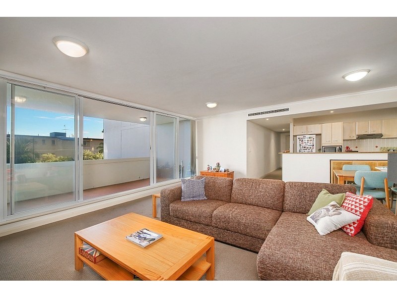 205/97-99 John Whiteway Drive, Gosford NSW 2250