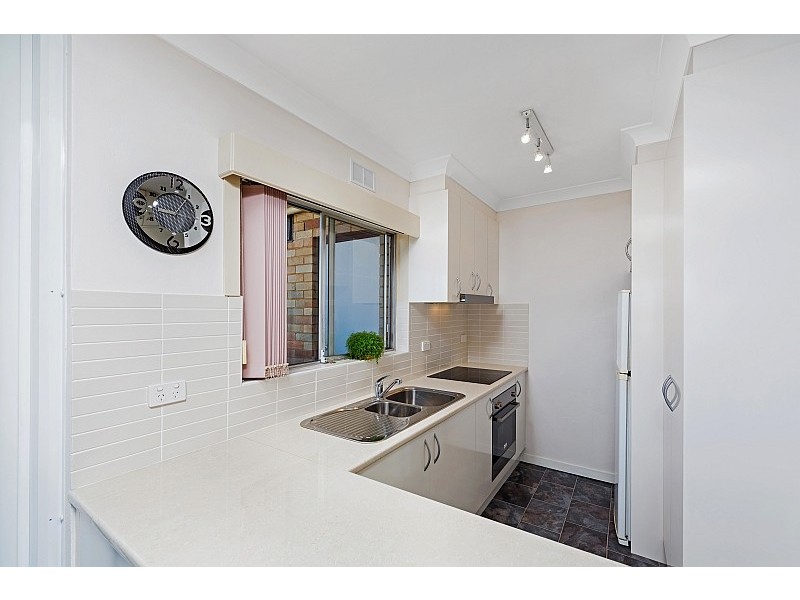 2/68 Henry Parry Drive, Gosford NSW 2250