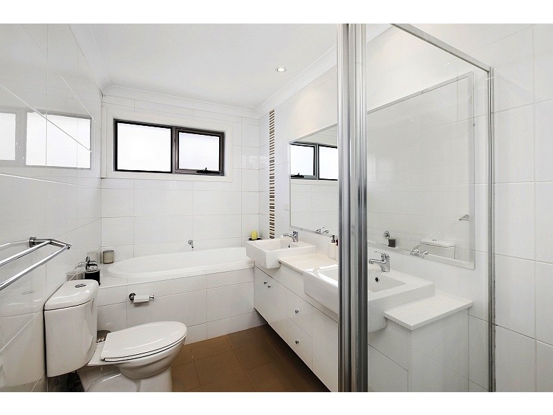 1/7 Lushington Street, East Gosford NSW 2250