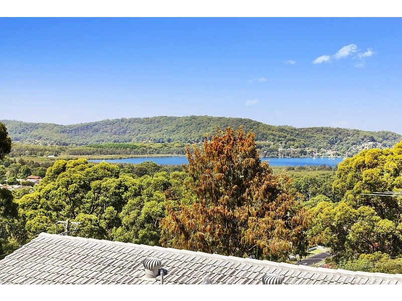 9 Margaret Rose Drive, East Gosford NSW 2250