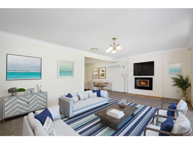 39 Bayside Drive, Green Point NSW 2251