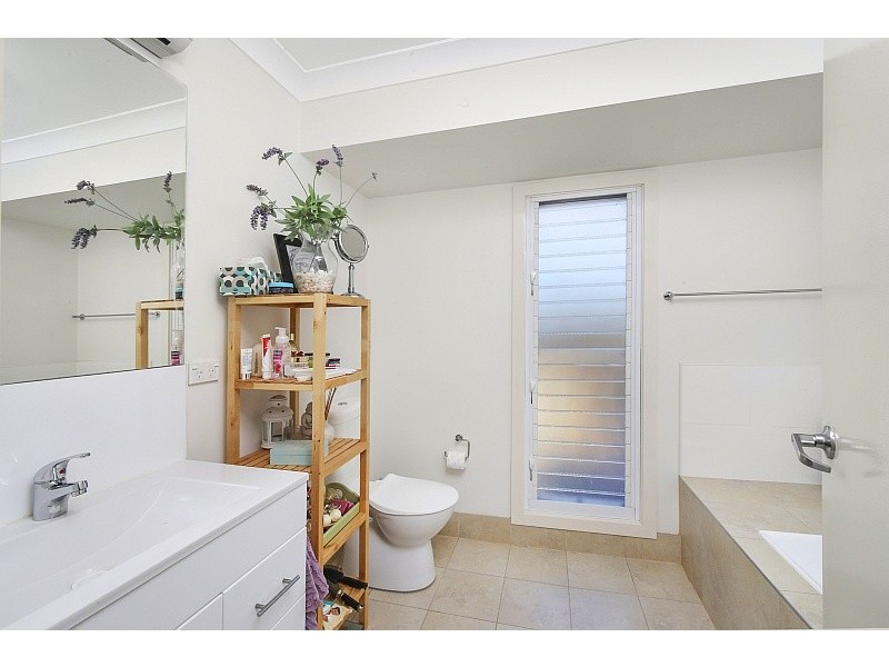 1/1-9 Burns Road, Ourimbah NSW 2258