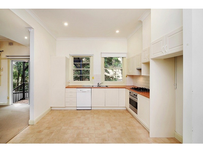 1/169 Gertrude Street, Gosford NSW 2250