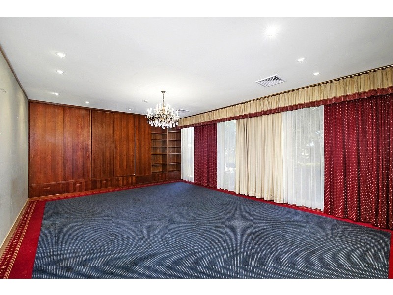 26 Eulalia Avenue, Point Frederick NSW 2250