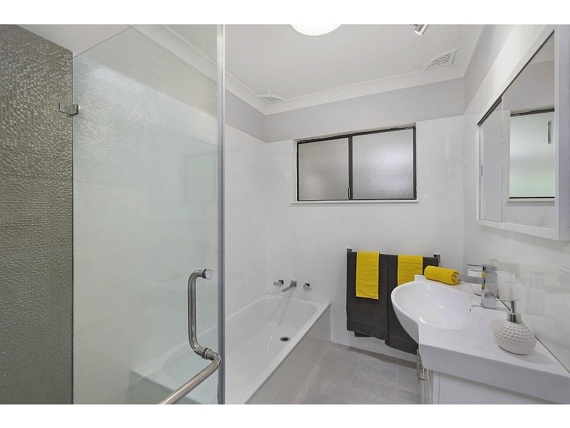 72 Lushington Street, East Gosford NSW 2250