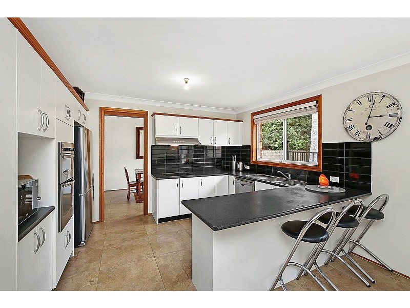 6 Lilac Close, Springfield NSW 2250