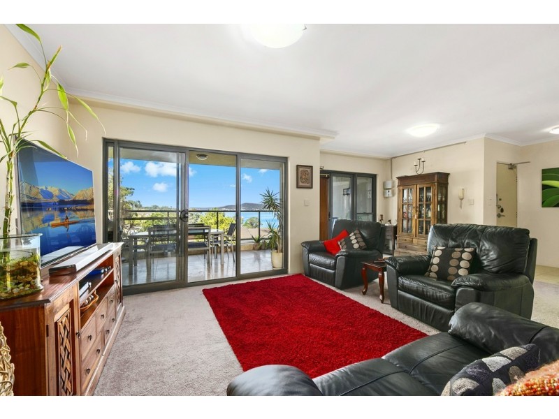 12/6-10 Broadview Avenue, Gosford NSW 2250