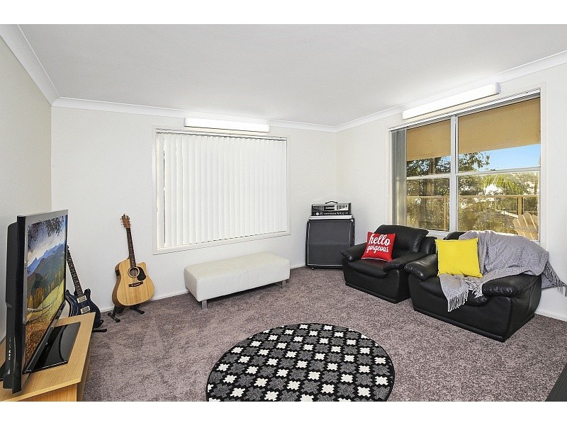 9 Pindari Terrace, Green Point NSW 2251