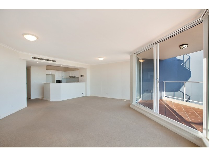 303/97-99 John Whiteway Drive, Gosford NSW 2250