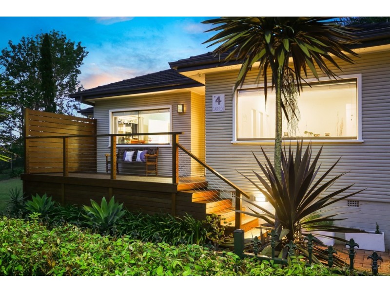 4 Carrol Avenue, East Gosford NSW 2250