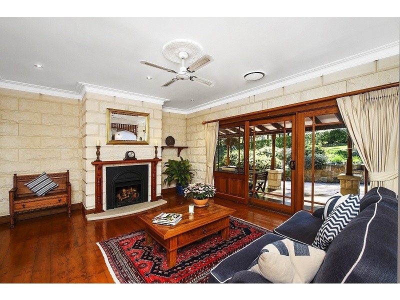 111 Picketts Valley Road, Picketts Valley NSW 2251