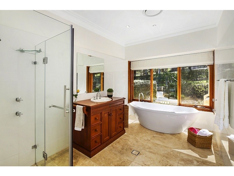 111 Picketts Valley Road, Picketts Valley NSW 2251